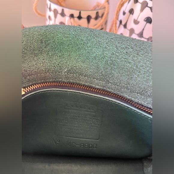 Coach vintage bottle green Devon 9908 crossbody shoulder bag brass hardware - Picture 9 of 13